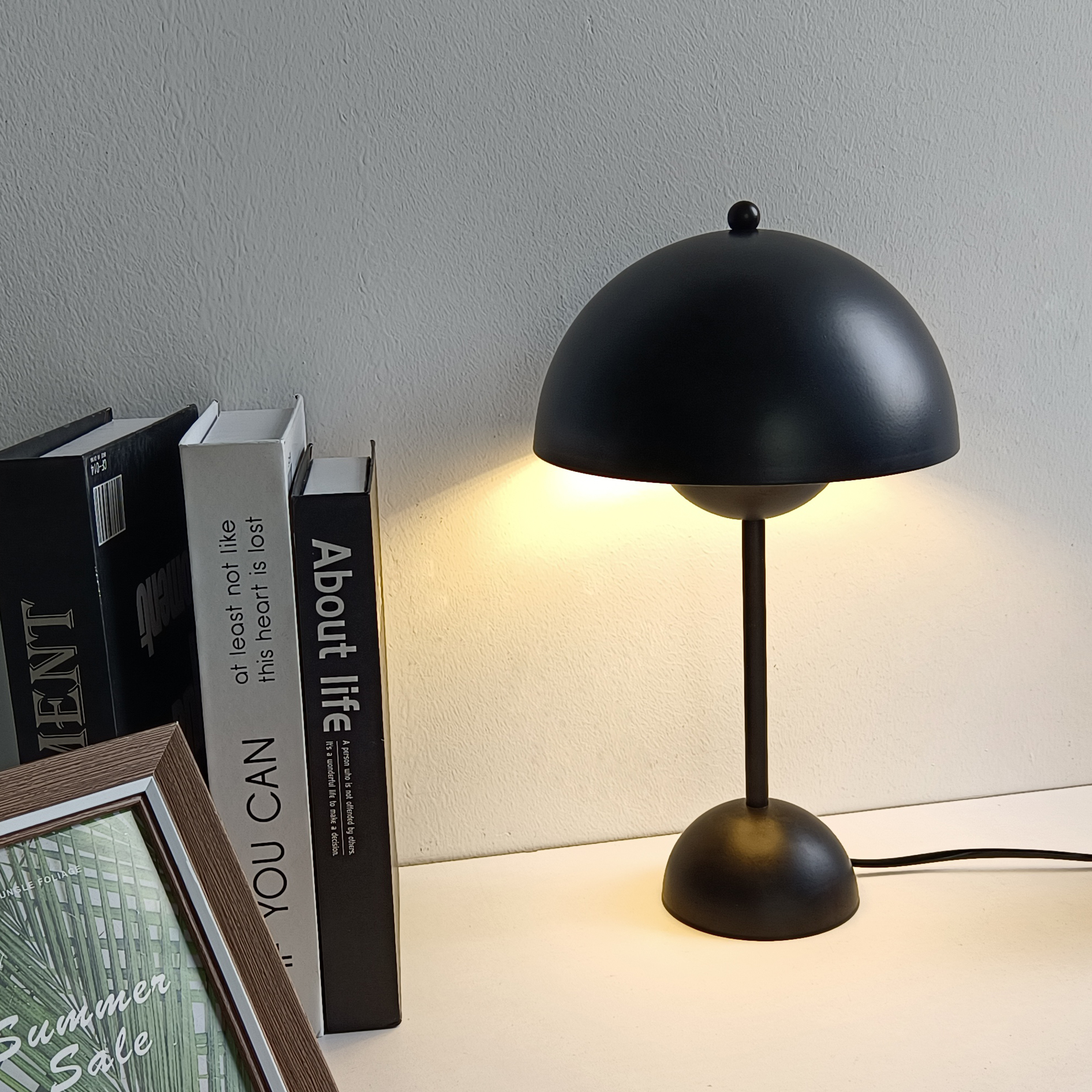 Chic Bedside Table Lamp with Unique Botanical Motif - Perfect for Bedroom Ambiance