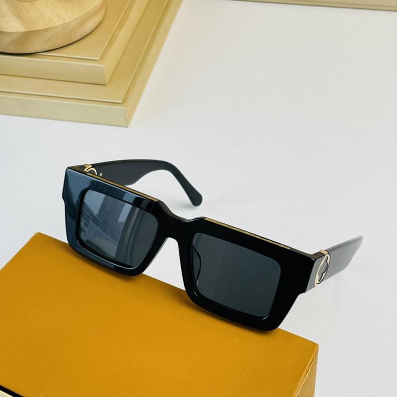 Sunglasses Women Glasses Colored Red Square Sun Men Futuristic Retro Rectangular BoxSunglassesSunglasses
Sunglasses Women Glasses Colored Red Square Sun Men Futuristic Retro Rectangular BoxSunglassesSunglasses