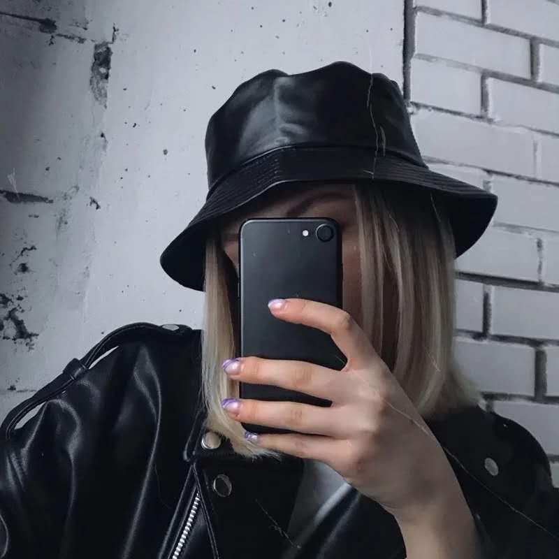 Berets Unissex Adjustable Black Red Brown Faux Leather Panama Bucket Hat Women Bob Chapeau Summer Harajuku Hip Hop Fishing Cap
Berets Unissex Adjustable Black Red Brown Faux Leather Panama Bucket Hat Women Bob Chapeau Summer Harajuku Hip Hop Fishing Cap