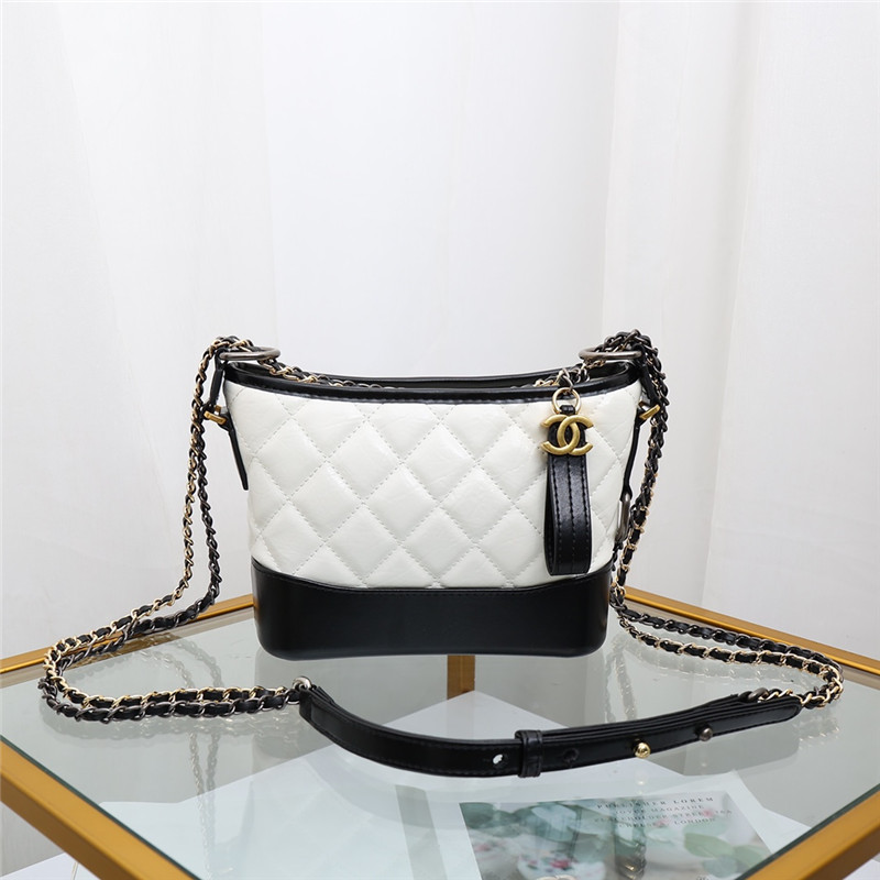 Chanel Bag Women Ha… - image