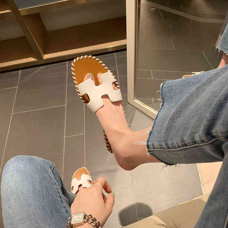 2022 Summer Net Red h Versatile Flat Bottomed External Wear Woven Sandal Fashion Leather Flip Flop Beach, Black braid
2022 Summer Net Red h Versatile Flat Bottomed External Wear Woven Sandal Fashion Leather Flip Flop Beach, Black braid