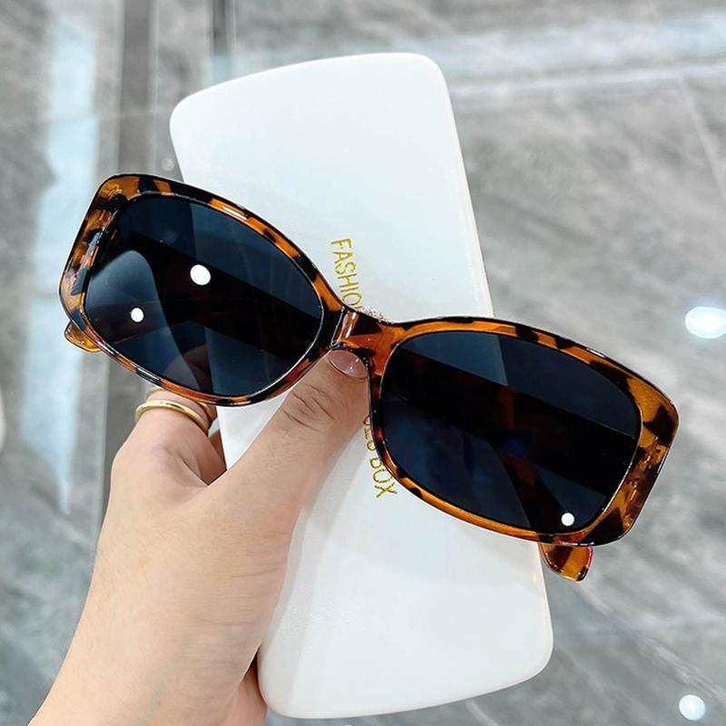 Sunglasses Vintage Women Oval Brand Designer Retro Glasses 2022 Classic Small Women's Eyewear Shades UV400Sunglasses
Sunglasses Vintage Women Oval Brand Designer Retro Glasses 2022 Classic Small Women's Eyewear Shades UV400Sunglasses