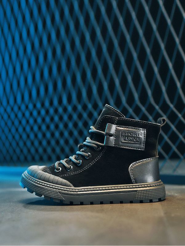 Boys Lace-up Front High Top Skate Shoes SHE