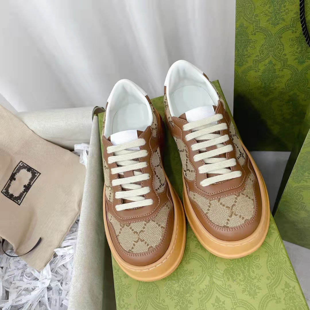 Luxury Designer High Quality Men's Ladies Couple Small White Shoes Fashion Black Lace-Up Letter Design Sports Casual Shoes, White style 1
Luxury Designer High Quality Men's Ladies Couple Small White Shoes Fashion Black Lace-Up Letter Design Sports Casual Shoes, White style 1