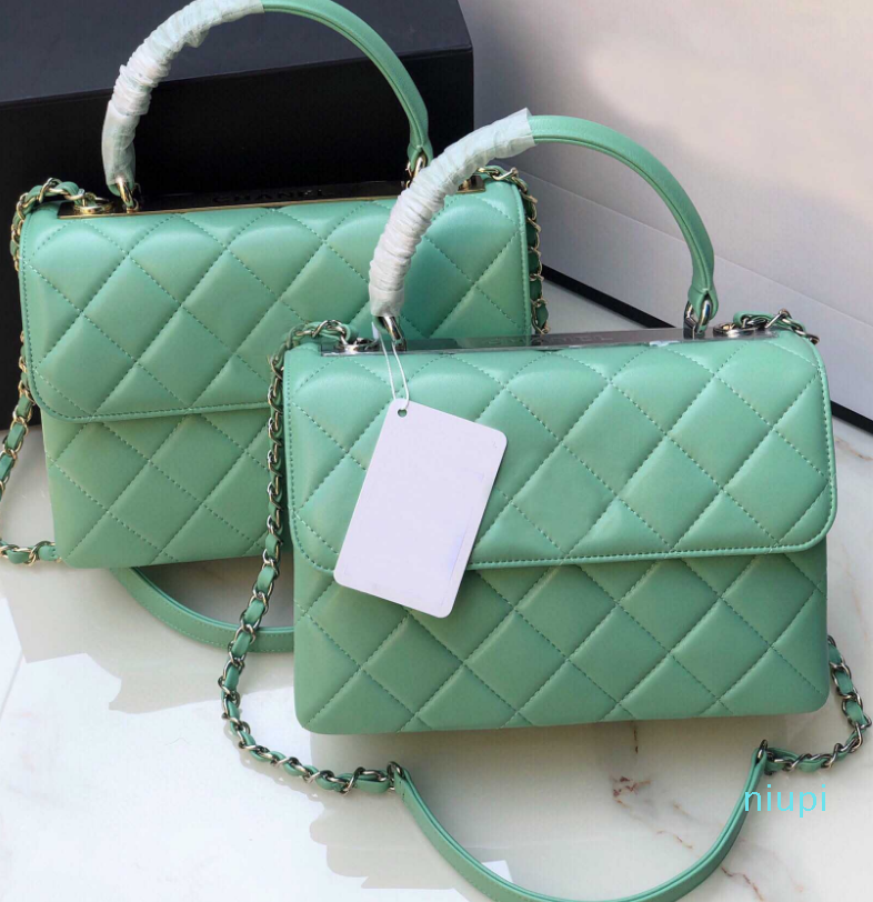 2022 new high quality bag classic lady handbag diagonal bag leather, Green gold buckle
2022 new high quality bag classic lady handbag diagonal bag leather, Green gold buckle