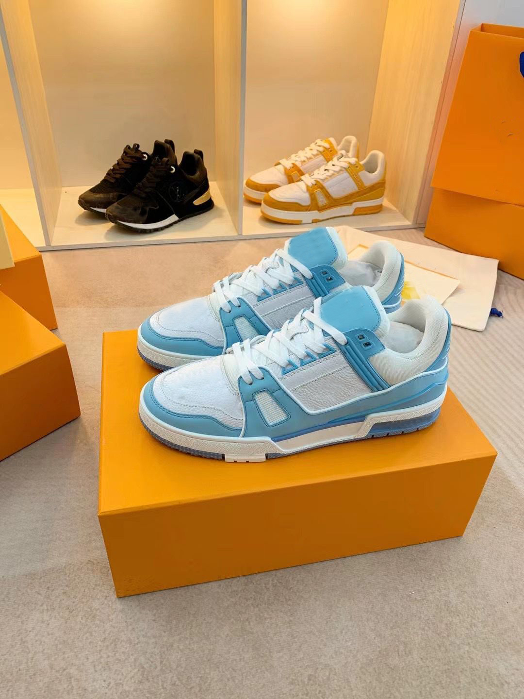 Casual shoes women Sandals Travel leather lace-up sneaker 100% cowhide fashion lady Flat designer Running Trainers Letters woman shoe platform men, Woman us4=35=22.5cm
Casual shoes women Sandals Travel leather lace-up sneaker 100% cowhide fashion lady Flat designer Running Trainers Letters woman shoe platform men, Woman us4=35=22.5cm