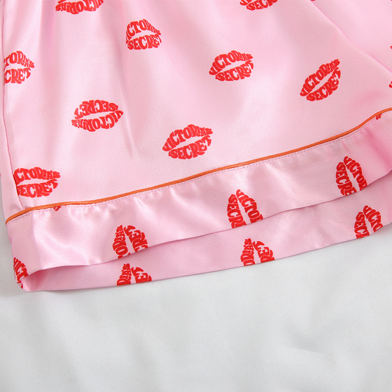 Fashion Summer Pijamas Women Set 2 Pieces Short Pajamas for Girls Pink Lips Print Sleepwear Lounge Wear Satin Silk Pjs Home 220329