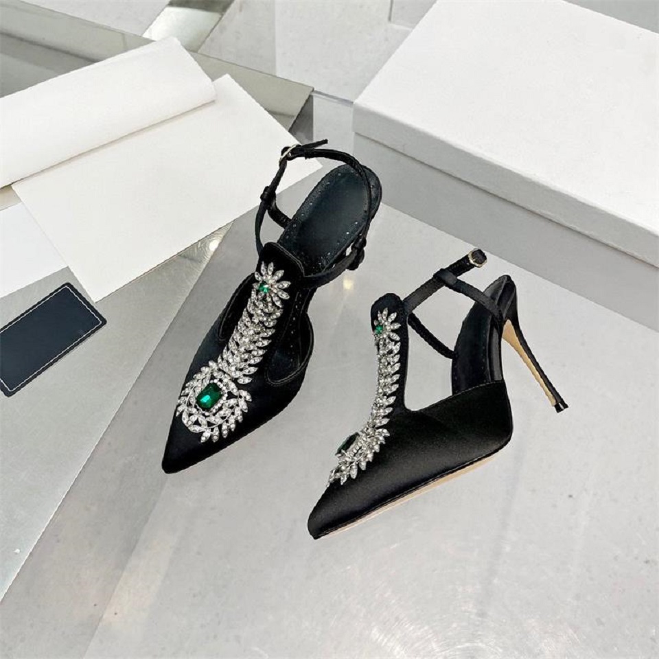 Luxurious Designer Brands Shoes Sexy high heels summer Sandal pointed toe women's buckle belt fashion leather slingback rhinestone shoes women box 35-40
Luxurious Designer Brands Shoes Sexy high heels summer Sandal pointed toe women's buckle belt fashion leather slingback rhinestone shoes women box 35-40