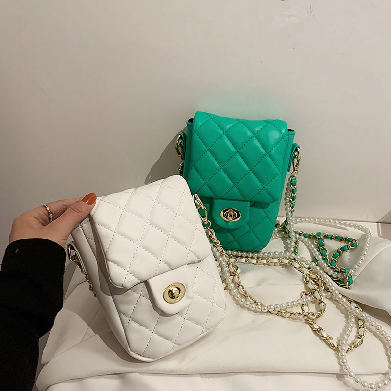 Shoulder Bags 2021 Fashion Personality Pu Small Bag Messenger Mobile Phone Ladies European And American Chain Diamond Coin Purse, White
Shoulder Bags 2021 Fashion Personality Pu Small Bag Messenger Mobile Phone Ladies European And American Chain Diamond Coin Purse, White