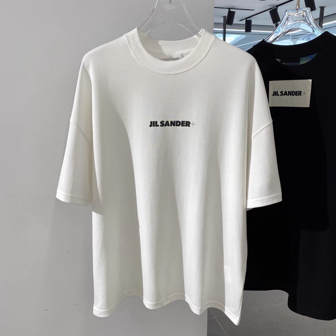 2022ss spring and summer new high grade cotton printing short sleeve round neck panel T-Shirt Size: -l-xl-xxl-xxxl Color: black white mr7m8x
2022ss spring and summer new high grade cotton printing short sleeve round neck panel T-Shirt Size: -l-xl-xxl-xxxl Color: black white mr7m8x