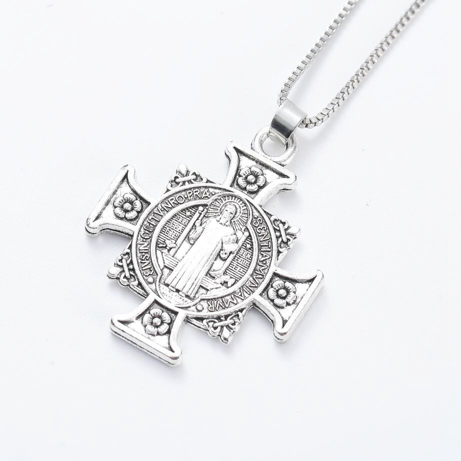 Celtic Cross Men's Pendant Necklaces Silver Quis Et Dues St Michael Medal Necklace Antique Silver N1729 24inches
Celtic Cross Men's Pendant Necklaces Silver Quis Et Dues St Michael Medal Necklace Antique Silver N1729 24inches