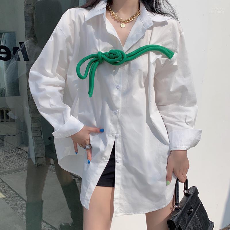 Women's Blouses & Shirts Fashion Brand Appliques Oversized White Blouse Autumn Spring Long Sleeve Single Breased YOU1580 Vere22
Women's Blouses & Shirts Fashion Brand Appliques Oversized White Blouse Autumn Spring Long Sleeve Single Breased YOU1580 Vere22