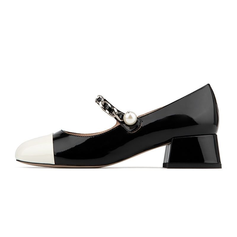 Fashion woman high heels sandals Shoes miu black white contrast color pearl chain thick new thick heel shoe Round Toe Pump womens Hepburn's style 34-40, I need look other product
Fashion woman high heels sandals Shoes miu black white contrast color pearl chain thick new thick heel shoe Round Toe Pump womens Hepburn's style 34-40, I need look other product