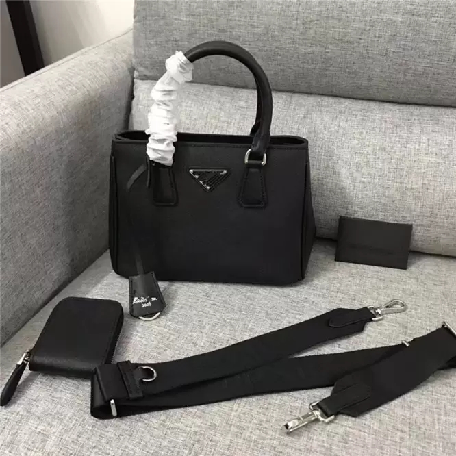 2022bag Designer purses handbags Fashion Women Bag Leather Shoulder Crossbody Bags Handbag Purse bags, Vip
2022bag Designer purses handbags Fashion Women Bag Leather Shoulder Crossbody Bags Handbag Purse bags, Vip