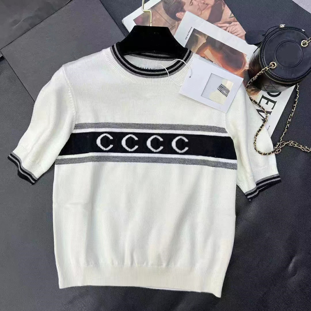 Womens Knits Tees Luxury Cc Fashion Designer High Quality Summer Short Sleeves White Lady Slim Tops
Womens Knits Tees Luxury Cc Fashion Designer High Quality Summer Short Sleeves White Lady Slim Tops
