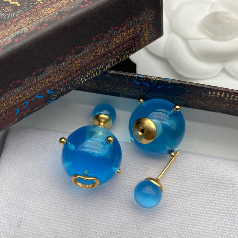 Resin Pearl Designer Earrings 2022 Women Earring Jewelry Luxurys Designers Chandelier Tribales Studs Earring Brass Boucles Doreilles 2204251
Resin Pearl Designer Earrings 2022 Women Earring Jewelry Luxurys Designers Chandelier Tribales Studs Earring Brass Boucles Doreilles 2204251