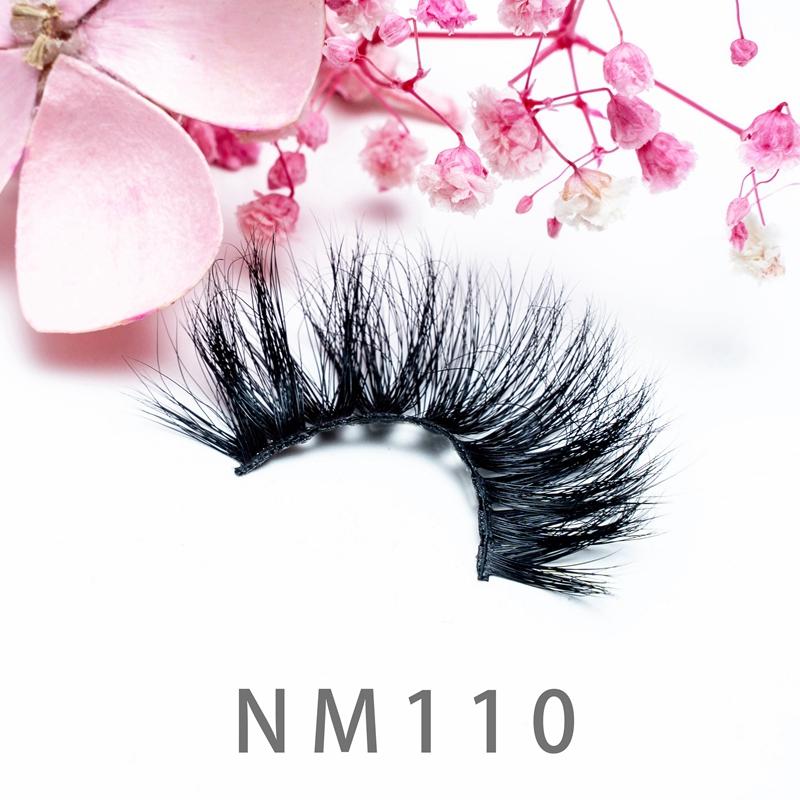 False Eyelashes 3D Mink 20mm Lashes Are Cruelty-free Large-capacity Criss-cross Soft And Dramatic
False Eyelashes 3D Mink 20mm Lashes Are Cruelty-free Large-capacity Criss-cross Soft And Dramatic