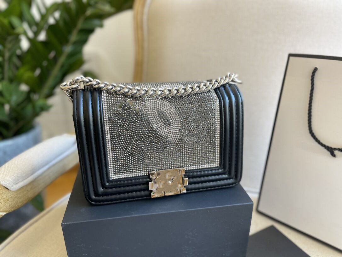 Full diamond tote bag 5A high-end quality designer luxury casual fashion women's one-shoulder cross-shoulder cross-body bag under the armpit banquet coin purse card bag, Customize
Full diamond tote bag 5A high-end quality designer luxury casual fashion women's one-shoulder cross-shoulder cross-body bag under the armpit banquet coin purse card bag, Customize