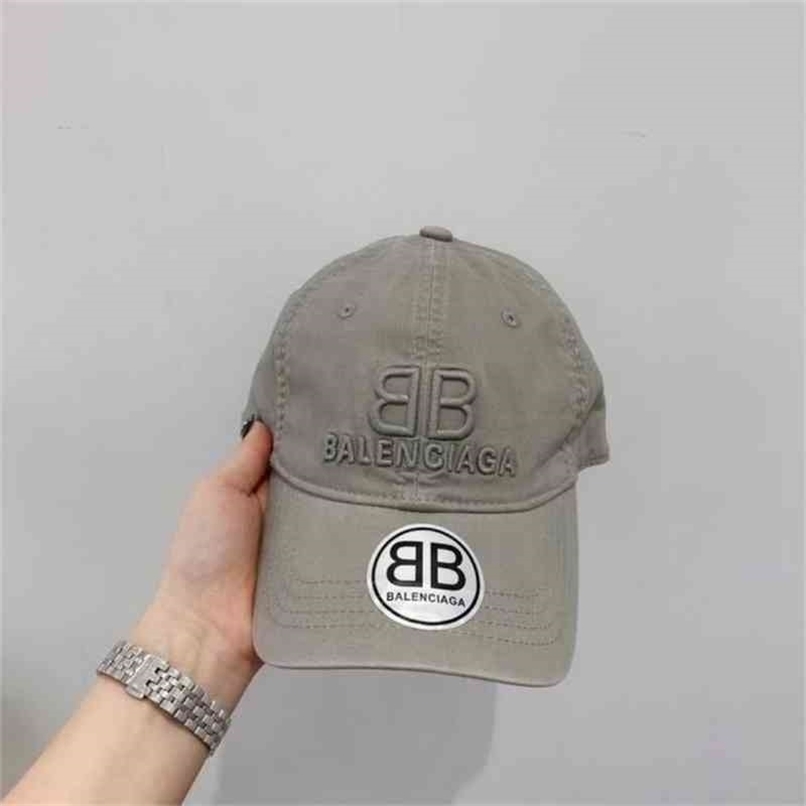 washed Cap Luxury cotton Balencaigass baseball Parisian worn threedimensional embroidered duck tongue cap mens and womens same sun hat versatile trend lil YRZS, White
washed Cap Luxury cotton Balencaigass baseball Parisian worn threedimensional embroidered duck tongue cap mens and womens same sun hat versatile trend lil YRZS, White