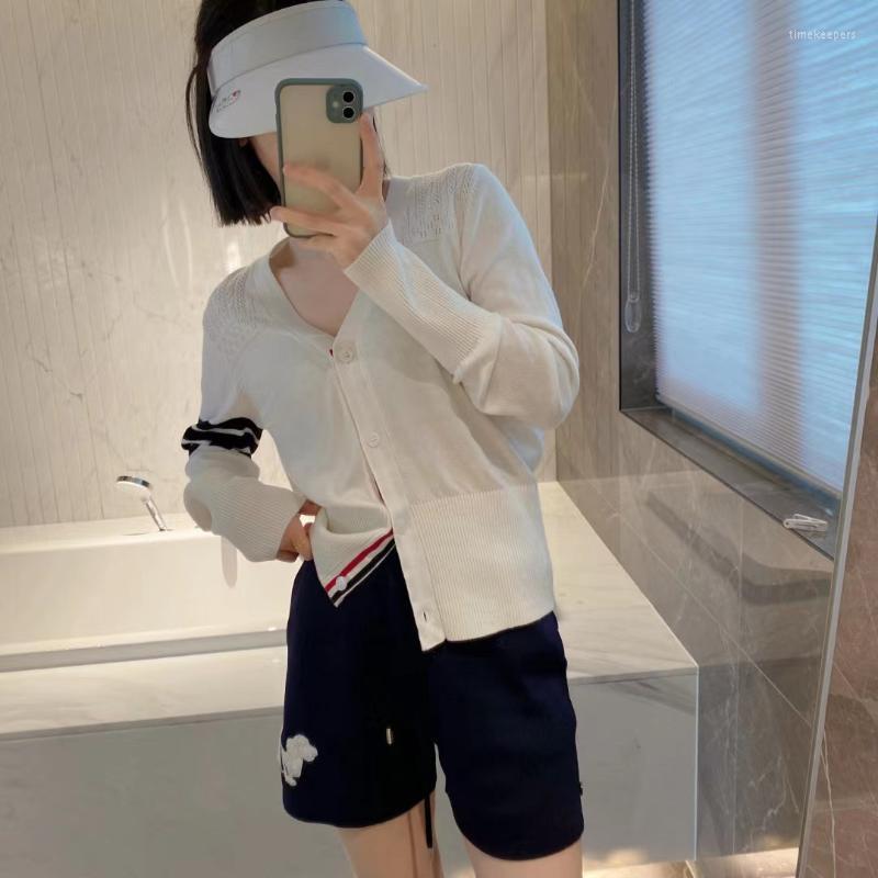 Women' Knits & Tees Fashion Brand Cardigan Puppy Jacquard Design Luxury Knit Wool Sweater Original High Quality Famous Stripe K Time22, White
Women' Knits & Tees Fashion Brand Cardigan Puppy Jacquard Design Luxury Knit Wool Sweater Original High Quality Famous Stripe K Time22, White
