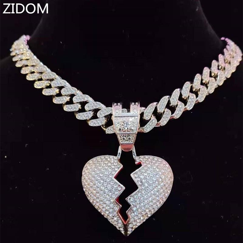 Pendant Necklaces Men Women Hip Hop Iced Out Bling Heart Necklace With 13mm Miami Cuban Chain HipHop Fashion Charm JewelryPendant
Pendant Necklaces Men Women Hip Hop Iced Out Bling Heart Necklace With 13mm Miami Cuban Chain HipHop Fashion Charm JewelryPendant