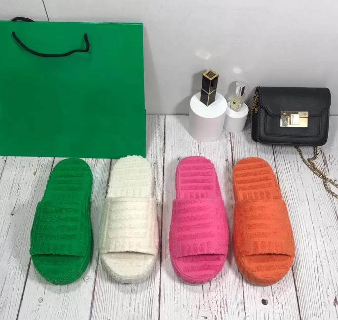 Resort Sponge Slippers Women Designer Slides Terry Cloth Weave Round Open Toe Sandal Luxury Shoes, Color 3
Resort Sponge Slippers Women Designer Slides Terry Cloth Weave Round Open Toe Sandal Luxury Shoes, Color 3