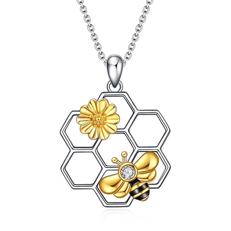 Pendant Necklaces Creative Hollow Out Little Bee Honeycomb Necklace Silver Color Picking Nectar For Women Jewelry GiftsPendant
Pendant Necklaces Creative Hollow Out Little Bee Honeycomb Necklace Silver Color Picking Nectar For Women Jewelry GiftsPendant