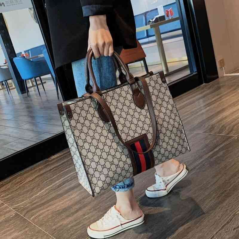 2022 Factory Wholesale New Small female European and American fashion large capacity tote leisure versatile one shoulder portable bag, Leopard print trumpet
2022 Factory Wholesale New Small female European and American fashion large capacity tote leisure versatile one shoulder portable bag, Leopard print trumpet