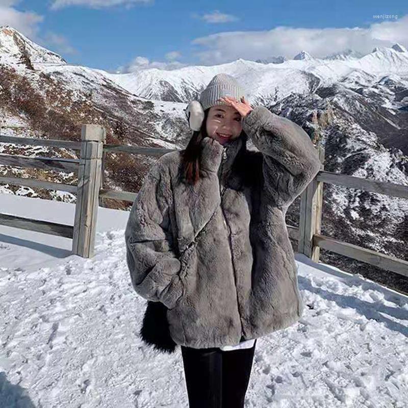 Women' Fur & Faux 2022 Winter Casual Loose Korean Fashion Coat Women Solid Thickening Warm Lamb Plush Jacket Trend Harajuku Style, Black
Women' Fur & Faux 2022 Winter Casual Loose Korean Fashion Coat Women Solid Thickening Warm Lamb Plush Jacket Trend Harajuku Style, Black