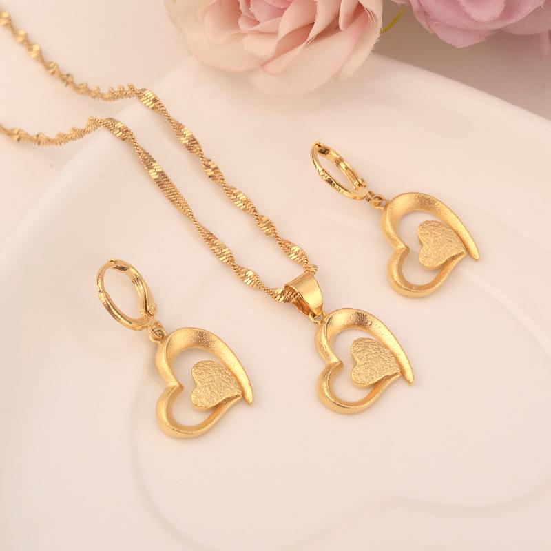 Earrings & Necklace Bangrui Ethiopian Gold Color Love Heart Set Jewelry Pendant Chain African Dubai Bride Wedding Women Girls Bijoux GiftEar, As pic
Earrings & Necklace Bangrui Ethiopian Gold Color Love Heart Set Jewelry Pendant Chain African Dubai Bride Wedding Women Girls Bijoux GiftEar, As pic