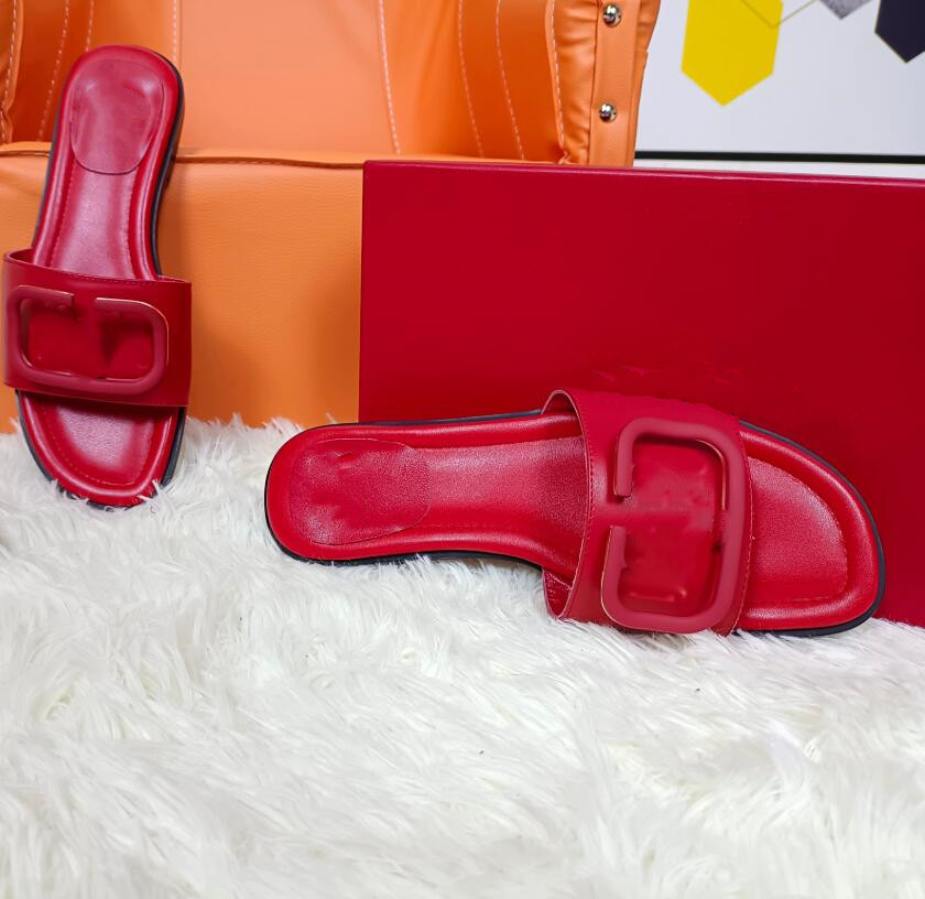 Luxury Designer Slippers Letter Embroidery Design Leather Flat Shoes Pantoufle Summer Women Beach Lady Paris and Stripe, 04 
Luxury Designer Slippers Letter Embroidery Design Leather Flat Shoes Pantoufle Summer Women Beach Lady Paris and Stripe, 04