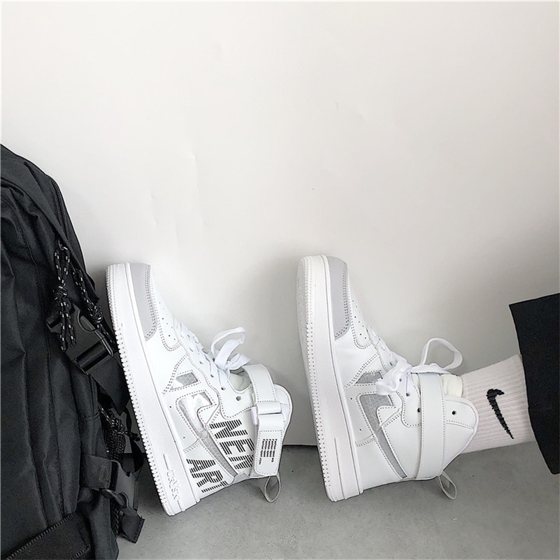 Ightweight Breathable Men Woman Casual Shoes Fashion Flat Non slip Mens Sneakers White Outdoor Tennis 220812, Photo color
Ightweight Breathable Men Woman Casual Shoes Fashion Flat Non slip Mens Sneakers White Outdoor Tennis 220812, Photo color