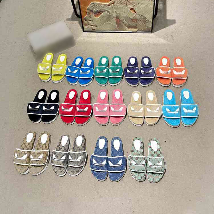 Woman man Slippers waterproof platform sandals xAD Canvas Cotton Sponge Magic slipper wear luxurious materials sandal Embossed outdoor shoes Indoor flat slides, Shoes box
Woman man Slippers waterproof platform sandals xAD Canvas Cotton Sponge Magic slipper wear luxurious materials sandal Embossed outdoor shoes Indoor flat slides, Shoes box