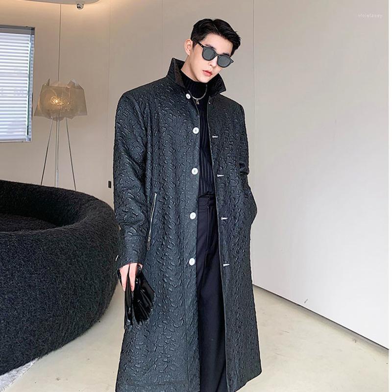 Men's Trench Coats Single Breast Faux Leater Black Coat 2022 Lapel Zipper Pocket Chic Windbreaker Tide Autumn Winter Fashion Viol22
Men's Trench Coats Single Breast Faux Leater Black Coat 2022 Lapel Zipper Pocket Chic Windbreaker Tide Autumn Winter Fashion Viol22