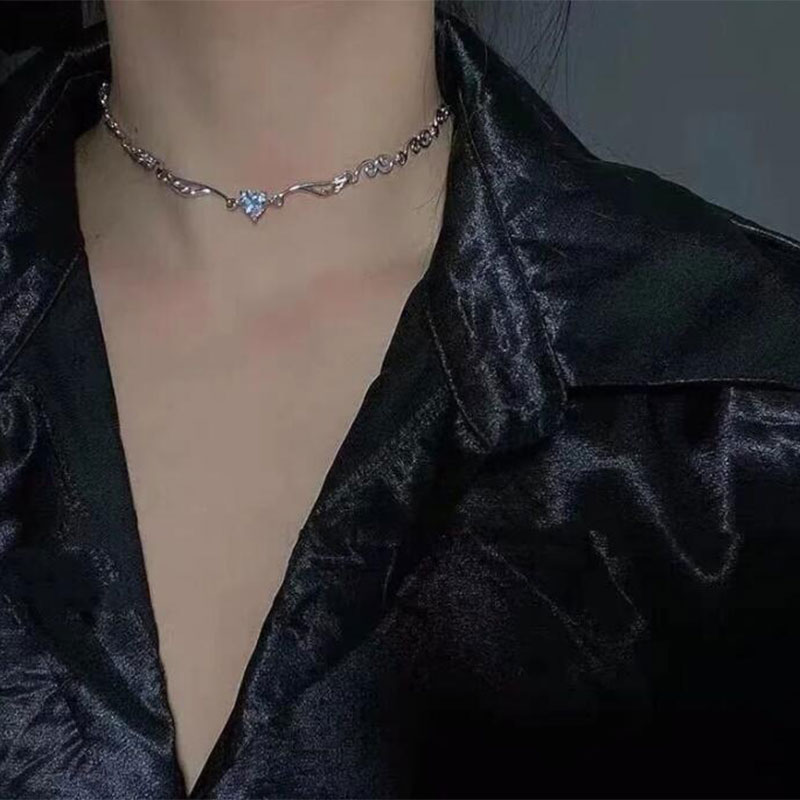 Goth Egirl Aesthetic Heart Crystal Wave Wing Pendant Necklace for Women Cute Chains Grunge Choker Collar Indie Collier Jewelry
