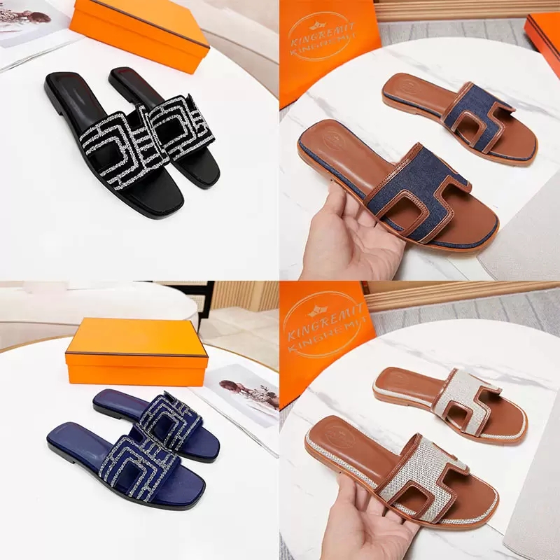 Newest Designer Sandals Oasis Slippers Classic Flat Woman Flip Flops Suede Leather Oran Slides Exquisite Ladies Party Shoes Large size 35-41-42
Newest Designer Sandals Oasis Slippers Classic Flat Woman Flip Flops Suede Leather Oran Slides Exquisite Ladies Party Shoes Large size 35-41-42