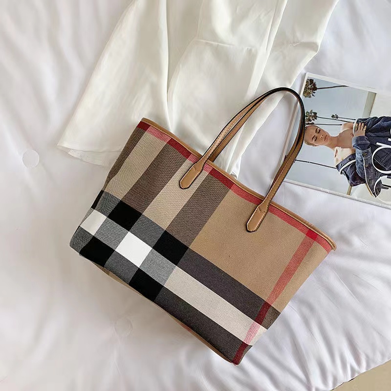 Plaid bag large capacity tote bags simple shoulder handbag shopping women's bag popular, Middle size
Plaid bag large capacity tote bags simple shoulder handbag shopping women's bag popular, Middle size