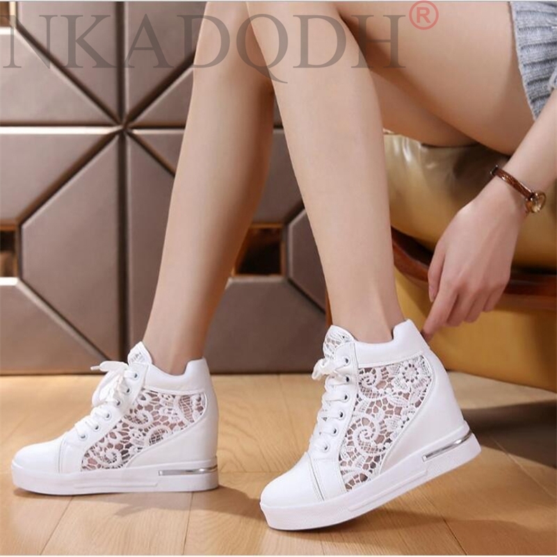 Height Increasing Shoes Women Wedge Platform Sneakers Rubber Brogue Leather High heels Lace Up Shoes Pointed Toe Height Increasing Creepers White Silver 220826
Height Increasing Shoes Women Wedge Platform Sneakers Rubber Brogue Leather High heels Lace Up Shoes Pointed Toe Height Increasing Creepers White Silver 220826