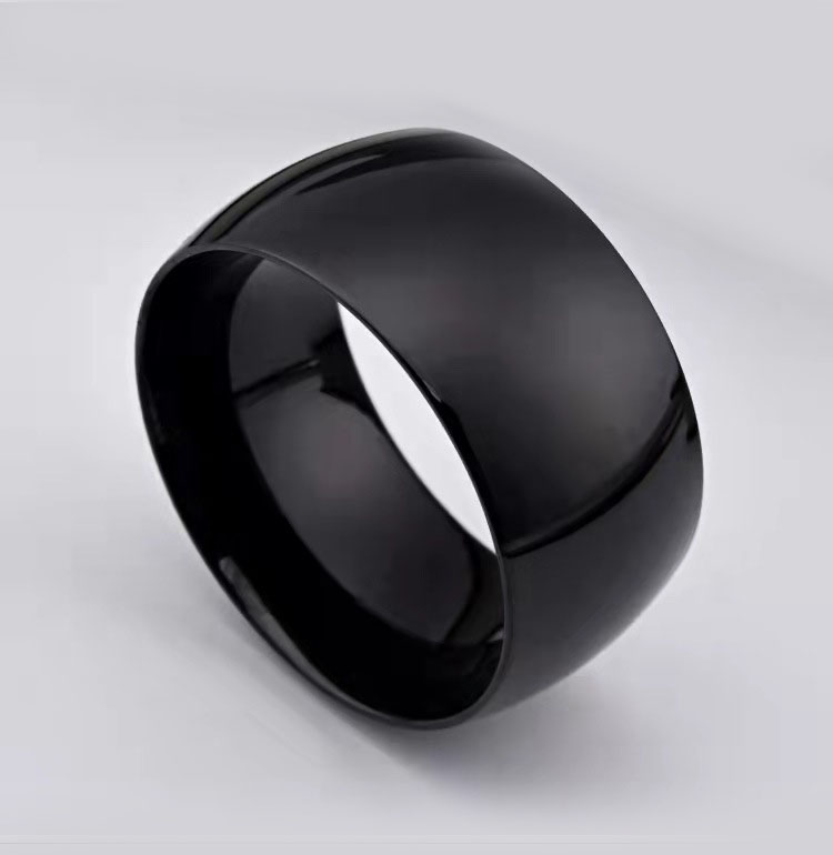 Top Quality Titainum Steel Band Ring Cool Stainless Steel Finger Rings for Men Jewelry Christmas Gift for Boyfriend Husband Jewelry Gift