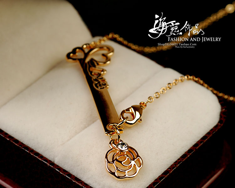 New designed Fashion Basilisk Medusa head portrait women Necklace Stud Earring sets Brass 18K gold plated ladies diamonds Designer Jewelry Va-0125, Golden
New designed Fashion Basilisk Medusa head portrait women Necklace Stud Earring sets Brass 18K gold plated ladies diamonds Designer Jewelry Va-0125, Golden