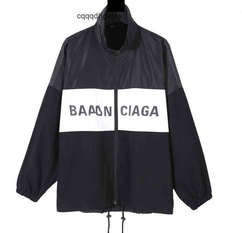 men designers balencaigass jacket luxurys coats italy brand Tested classic stormsuit waterproof windproof couple loose Street trend balencaga, Black
men designers balencaigass jacket luxurys coats italy brand Tested classic stormsuit waterproof windproof couple loose Street trend balencaga, Black