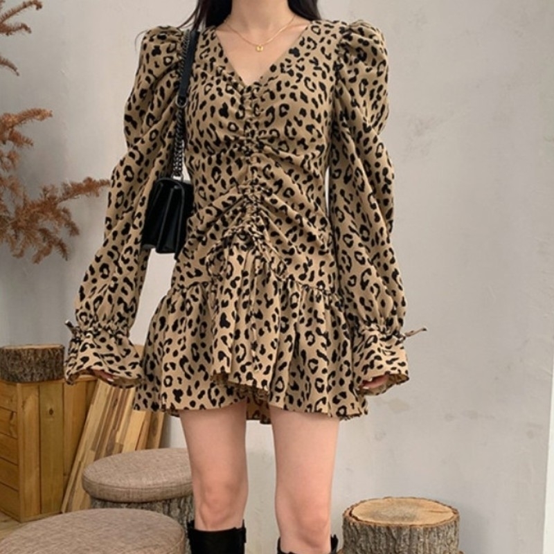 Chiffon Leopard Print Women Casual VNeck Flare Sleeve Mini Dress Spring Drawstring Ruffles Beach Short 210526, Photo color 
Chiffon Leopard Print Women Casual VNeck Flare Sleeve Mini Dress Spring Drawstring Ruffles Beach Short 210526, Photo color
