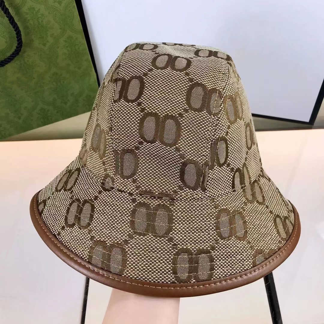 Bucket hats designer Bucket Hat luxury fashion sun visor classic two letter Beach cap outdoor travel caps good, Brown
Bucket hats designer Bucket Hat luxury fashion sun visor classic two letter Beach cap outdoor travel caps good, Brown
