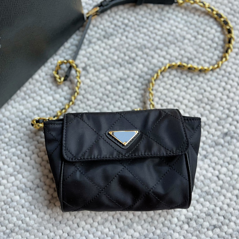 Luxuries Crossbody Designer Bag Women Black Nylon High Shoulder Bag Chest Waist Multi Purpose Satchel Messenger Lvs Purses
Luxuries Crossbody Designer Bag Women Black Nylon High Shoulder Bag Chest Waist Multi Purpose Satchel Messenger Lvs Purses