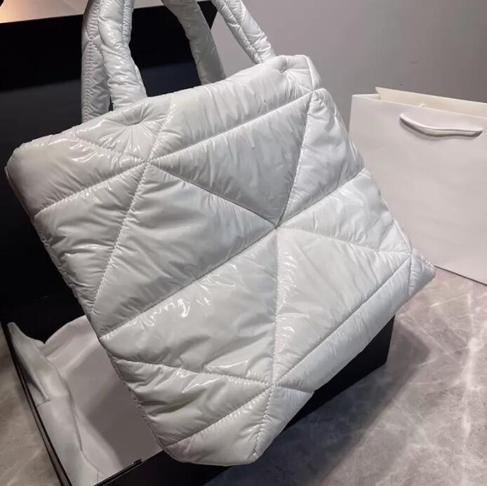 SW Puffer Shopping Bags 2021 Winter Fashion Famous Luxury Designer Large Capacity Outdoor Sacoche Street White/Beige/Black/Shiny Black Top Handle Totes Handbag, Extra freight
SW Puffer Shopping Bags 2021 Winter Fashion Famous Luxury Designer Large Capacity Outdoor Sacoche Street White/Beige/Black/Shiny Black Top Handle Totes Handbag, Extra freight