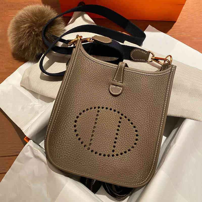 55% Off Online Factory Clearance handbag leather bucket woven wide shoulder strap single portable 
55% Off Online Factory Clearance handbag leather bucket woven wide shoulder strap single portable