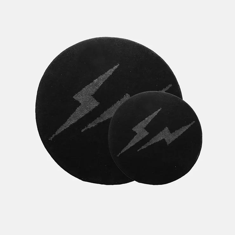 Home Furnishings Artistic Carpet Gallery 1950 Fragment Bolts Logo Rug Hypebeast Collection Parlor Bedroom Playroom Handtufted Trending Floor Mat Suppl