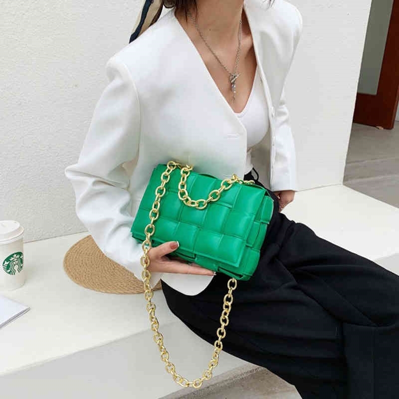 Handbags Venetas Fashion Bottegas Thick Luxury Chain Winter Autumn Portable Woven Small Square Bag Foreign Temperament M TT, Navy blue
Handbags Venetas Fashion Bottegas Thick Luxury Chain Winter Autumn Portable Woven Small Square Bag Foreign Temperament M TT, Navy blue