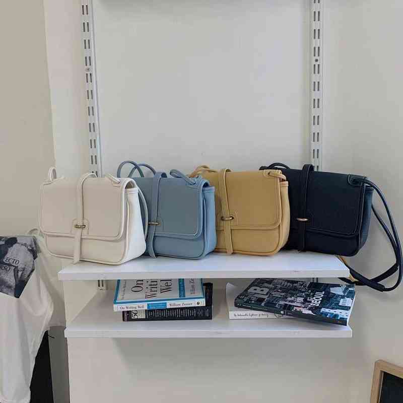 Evening Bags Women's 2022 new Korean version trendy single shoulder portable diagonal bag extremely simple versatile tote large capacity 220211, Sky blue
Evening Bags Women's 2022 new Korean version trendy single shoulder portable diagonal bag extremely simple versatile tote large capacity 220211, Sky blue