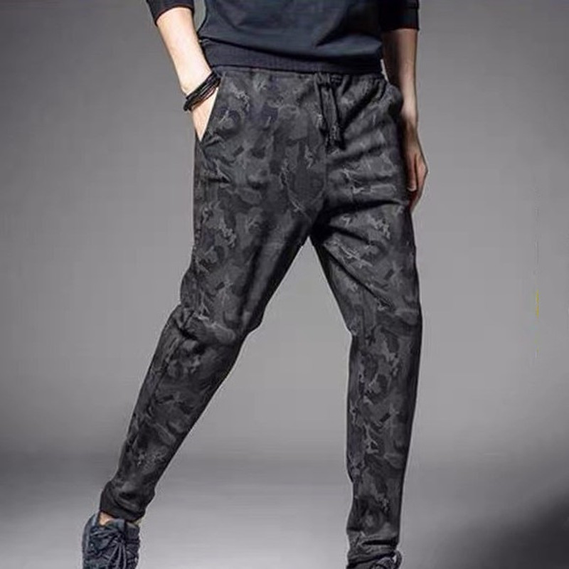 spring summer 2022 Fashion men's casual small feet harem loose camouflage sports leggings sweatpants, Bar
spring summer 2022 Fashion men's casual small feet harem loose camouflage sports leggings sweatpants, Bar
